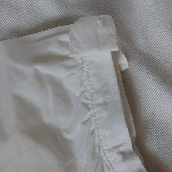 Gymboree shorts - Picture 4 of 6